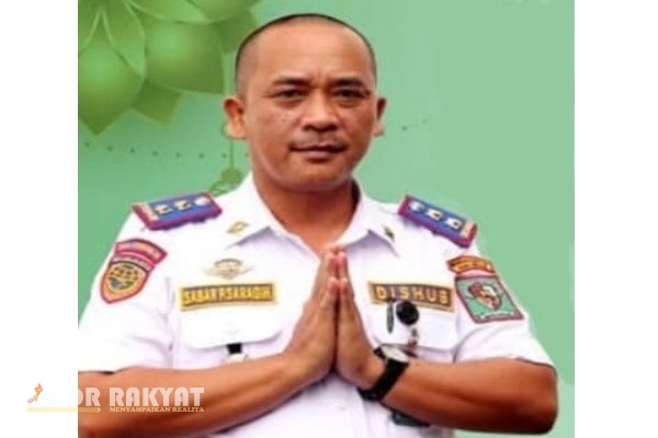 Simalungun, Obor Rakyat – Dalam semangat peringatan Hari Ulang Tahun (HUT) ke-80 Kemerdekaan Republik Indonesia, Kepala Dinas Perhubungan Kabupaten Simalungun, Sabar Pardamean Saragih menyampaikan ucapan selamat sekaligus mengajak masyarakat untuk menjadikan momentum ini sebagai dorongan dalam membangun daerah dan bangsa.