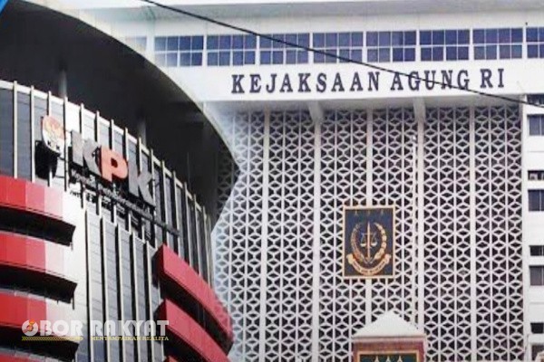 Jakarta, Obor Rakyat – Kejaksaan Agung (Kejagung) menyatakan siap bekerja sama dengan Komisi Pemberantasan Korupsi (KPK) untuk menuntaskan dugaan tindak pidana korupsi program digitalisasi pendidikan di Kementerian Pendidikan, Kebudayaan, Riset, dan Teknologi (Kemendikbudristek) pada masa Menteri Nadiem Anwar Makarim (NAM).