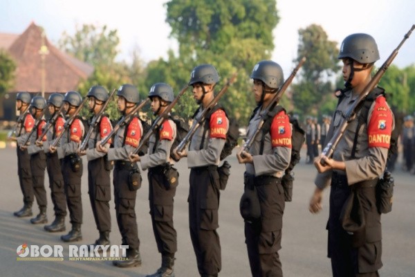 Mojokerto, Obor Rakyat – Suasana khidmat menyelimuti Lapangan Catur Prasetya Sekolah Polisi Negara (SPN) Polda Jawa Timur, Rabu (13/8/2025) pagi di Mojokerto.