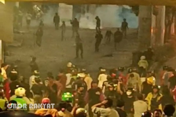 Jakarta, Obor Rakyat – Tawuran antarwarga kembali pecah di kawasan Manggarai, Jakarta Selatan (Jaksel), Kamis (14/8/2025) sore.