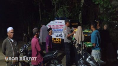 Polsek Grujugan Bondowoso Salurkan Beras Murah hingga Malam Hari