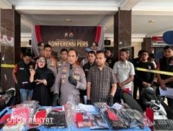 Polisi Tangkap Tiga Oknum LSM di Lumajang, Diduga Peras Kades Rp20 Juta
