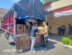 Polisi Jember Gagalkan Peredaran Ribuan Botol Miras di Hari Kemerdekaan