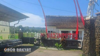Pembangunan Kantor Desa Macan Putih Banyuwangi Tanpa Plang Nama