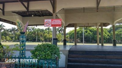 DLH Bondowoso Pasang Papan Kawasan Tanpa Rokok di Paseban dan Taman Magenda, Ini Alasannya