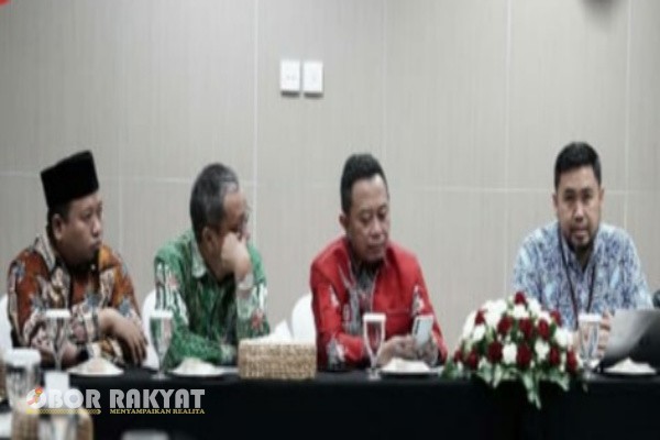 Jakarta, Obor Rakyat – Komisi Pemberantasan Korupsi (KPK) melalui Direktorat Koordinasi dan Supervisi Wilayah III terus mengintensifkan upaya pencegahan korupsi di Pemerintah Kabupaten Bondowoso, Jawa Timur. Langkah ini merupakan tindak lanjut dari Rapat Koordinasi Penguatan Kepala Daerah yang digelar di Yogyakarta pada 19 Maret 2025 lalu.