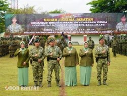 Pangdivif 2 Kostrad Pimpin Sertijab Danbrigif 9/DY dan Tradisi Korps Pamen di Jember