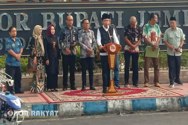 Jember, Obor Rakyat – Pemerintah Kabupaten (Pemkab) Jember di bawah kepemimpinan Bupati Muhammad Fawait (Gus Fawait) terus menunjukkan komitmen nyata dalam memberikan pelayanan terbaik bagi masyarakat.