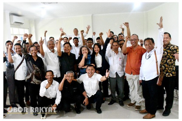 Surabaya, Obor Rakyat – Uji Kompetensi Wartawan (UKW) Angkatan ke-20 yang digelar di Universitas Dr. Soetomo (Unitomo) Surabaya, resmi berakhir pada Minggu, 31 Agustus 2025.