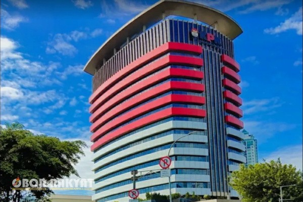 Jakarta, Obor Rakyat – Komisi Pemberantasan Korupsi (KPK) kembali menyita aset dalam pengusutan kasus dugaan korupsi pembagian kuota haji 2023–2024 di Kementerian Agama (Kemenag). Kali ini, dua rumah mewah di kawasan Jakarta Selatan disita sebagai barang bukti, dengan total nilai mencapai Rp6,5 miliar.
