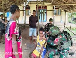 Satgas Yonif 123/Rajawali Gelar Patroli Pelayanan Kesehatan di Kampung Terpencil Kabupaten Mappi