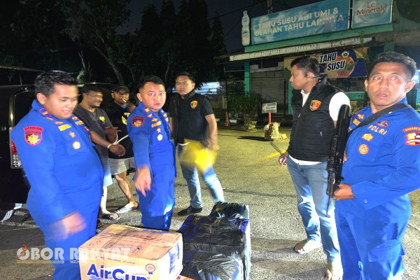 Jakarta, Obor Rakyat – Tim gabungan Korpolairud Baharkam Polri berhasil menggagalkan penyelundupan benih bening lobster (BBL) ilegal di wilayah Cidaun, Kabupaten Cianjur, Jawa Barat, pada Selasa dini hari (16/9/2025).