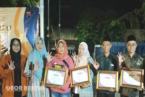 Jember, Obor Rakyat – Peringatan World Cleanup Day Indonesia (WCDI) 2025 di Kabupaten Jember dipusatkan di Alun-Alun Kecamatan Ambulu, Sabtu (20/9/2025).
