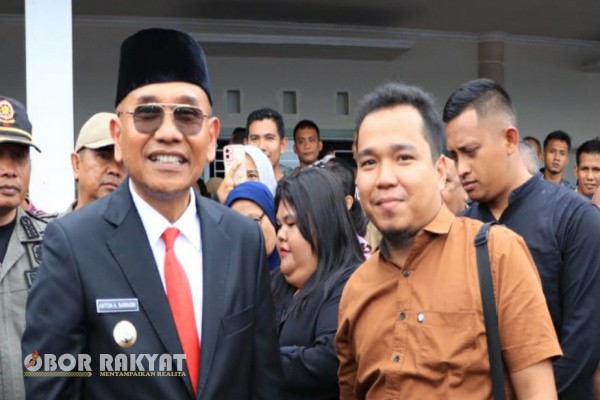 Simalungun, Obor Rakyat – Harapan akan pemekaran Kabupaten Simalungun kembali digaungkan. Kali ini, suara tersebut datang dari Samuel Simorangkir, perwakilan pemuda Desa Naga Jaya II, Kecamatan Bandar Huluan, yang menyerukan pentingnya realisasi pemekaran wilayah sebagai langkah strategis menuju kemajuan daerah.