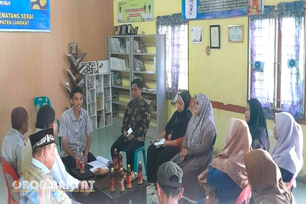 Langkat, Obor Rakyat – Dalam upaya mempererat sinergi antara lembaga pendidikan dan pemerintahan desa, Pemerintah Desa Teluk Bakung menggelar audiensi bersama pihak Madrasah Ibtidaiyah Swasta (MIS) Rantau Panjang, Jumat malam (5/10/2025).