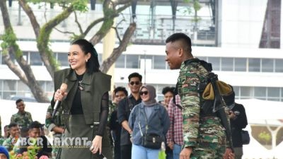 Ribuan Warga Meriahkan Panggung Hiburan HUT ke-80 TNI di Lapangan Merdeka Medan