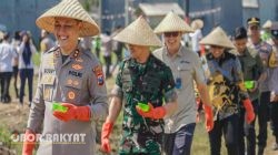Polres Jember Tanam Jagung Serentak dan Serahkan 10 Ton Hasil Panen ke Bulog, Dukung Swasembada Pangan 2025
