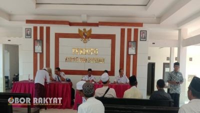 Guru Ngaji di Panduman Jember Terima Honor, Ucapkan Terima Kasih ke Bupati Gus Fawait
