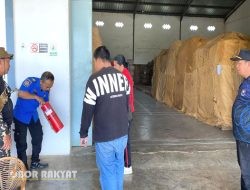 Satpol Damkar Bondowoso Lakukan Sidak, 15 APAR Tak Terawat Ditemukan di Gudang Tembakau PT Surya Timur Adi Perkasa
