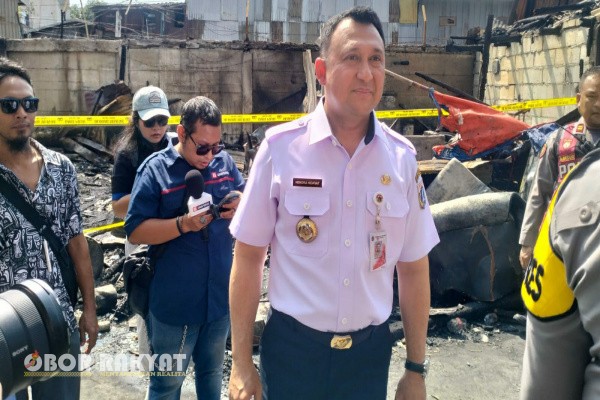 Jakarta, Obor Rakyat — Kebakaran dahsyat melanda kawasan padat penduduk di Jalan Pademangan Raya 5, RT 07/RW 01, Kelurahan Pademangan Timur, Jakarta Utara, pada Rabu (15/10/2025) dini hari.