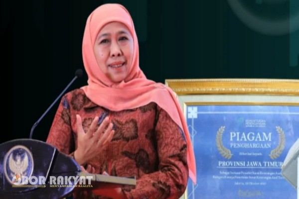 Surabaya, Obor Rakyat – Pemerintah Provinsi Jawa Timur (Pemprov Jatim) kembali mencatatkan prestasi nasional dengan meraih Instansi Penerbit Surat Keterangan Asal (IPSKA) Award 2025 dari Kementerian Perdagangan Republik Indonesia.