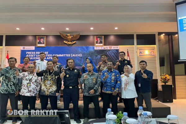 Jember, Obor Rakyat – Kantor Pelayanan Perbendaharaan Negara (KPPN) Jember menggelar kegiatan Press Release APBN dan Belanja Negara Daerah pada Selasa (27/10/2025) di Aula KPPN Jember, Jalan Kalimantan, Jember.