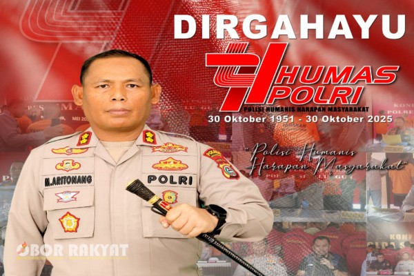 Simalungun, Obor Rakyat – Kepala Kepolisian Resor (Kapolres) Simalungun AKBP Marganda Aritonang, menyampaikan ucapan selamat atas peringatan Hari Jadi ke-74 Humas Polri yang diperingati pada 30 Oktober 2025. Peringatan tahun ini mengusung tema “Polisi Humanis Harapan Masyarakat”, yang dinilai sangat relevan dengan dinamika dan tantangan tugas kepolisian di era modern.
