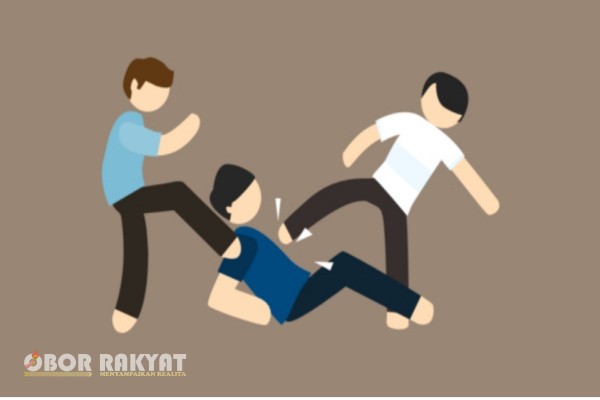 Jember, Obor Rakyat — Kasus penganiayaan terhadap seorang anak di bawah umur di Kabupaten Jember terus bergulir. Polres Jember kini telah melayangkan pemanggilan pertama terhadap para terduga pelaku, namun hingga jadwal pemeriksaan, para pelaku diketahui tidak memenuhi panggilan penyidik.