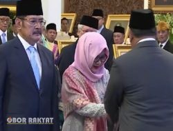 Presiden Prabowo Anugerahkan Gelar Pahlawan Nasional kepada Soeharto, Tutut Soeharto Tundukkan Kepala Khidmat di Istana Negara