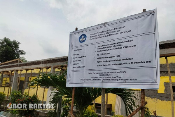 Jember, Obor Rakyat — Ketua Gabungan Wartawan Indonesia (GWI) Kabupaten Jember, Ahmadi Madek, mengecam keras tindakan pengawas proyek revitalisasi gedung SDN Cakru 04, Robi, yang dinilai bersikap tidak etis terhadap wartawan saat menjalankan tugas jurnalistik di lapangan.