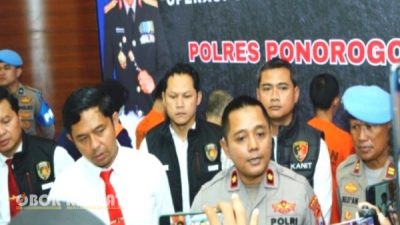 Polres Ponorogo Ungkap Kasus Penjualan Senjata Api Ilegal, Pasutri Diamankan Bersama 13 Butir Amunisi