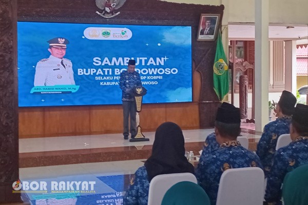 Bondowoso, Obor Rakyat – Bupati Bondowoso, Abdul Hamid Wahid, secara resmi mengukuhkan Dewan Pengurus KORPRI Kabupaten Bondowoso Masa Bhakti 2025–2030, dalam acara yang digelar di Pendopo Raden Bagus Asra, Rabu (12/11/2025).