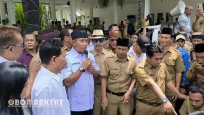 Kades se-Banyuwangi Geruduk DPRD, Protes Tuduhan 80 Persen Korupsi Bansos
