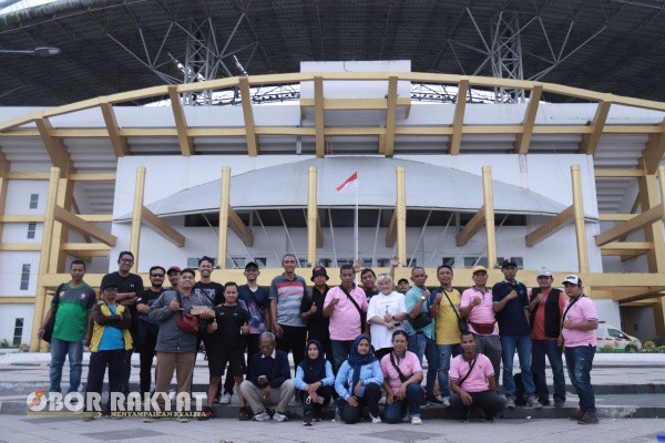 Jember, Obor Rakyat — Gabungan Wartawan Indonesia (GWI) Jember menyatakan dukungan penuh terhadap program Olah Raga Sore Bersama (OSMA) yang digagas oleh Bupati Jember, Muhammad Fawait atau yang akrab disapa Gus Fawait.