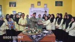 Danbrigif 9/DY/2 Kostrad Kunjungi TK Kartika X-35 & SD Kartika IX-1 Jember dalam Peringatan Hari Guru Nasional dan HUT ke-62 Brigif 9/DY/2 Kostrad