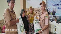 518 Warga Wonosari Terima Bantuan Pangan Tahap Kedua dari Bulog Bondowoso