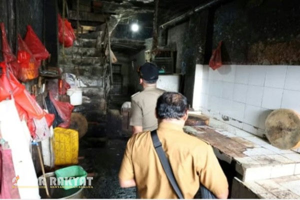 Jakarta, Obor Rakyat – Satuan Polisi Pamong Praja (Satpol PP) DKI Jakarta menindak dua rumah makan dan satu tempat pemotongan hewan anjing di kawasan Cililitan, Kramat Jati, Jakarta Timur, pada Selasa (9/12/2025).