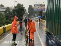 Jembatan di Jalan Mastrip Bondowoso Retak, BPBD Pasang Garis Pengaman