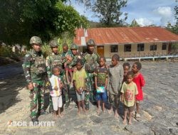 Satgas Yonif 521/DY Gelar Pelayanan Kesehatan Gratis Sambut Natal 2025 di Kelila, Mamberamo Tengah