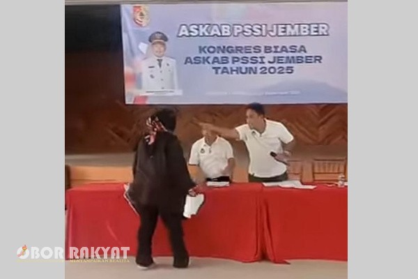 Jember, Obor Rakyat – Polemik pasca Kongres Biasa ASKAB PSSI Jember yang digelar pada Rabu (10/12/2025) di Aula Dira Pontang, Kecamatan Ambulu, terus berlanjut.
