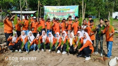 Perhutani KPH Bondowoso Perkuat Rehabilitasi Hutan Lewat Penanaman Tanaman Pembangunan 2025