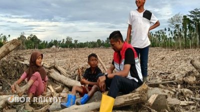Ketua DPC PDI Perjuangan Aceh Utara Gelar Trauma Healing bagi Anak Korban Banjir