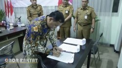 Sertijab Dirut Dua BUMD Jember, Pj Sekda Tekankan Kinerja Presisi dan Penguatan SDM