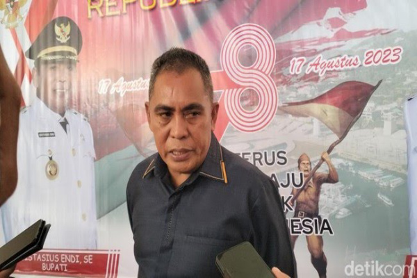 Labuan Bajo, Obor Rakyat – Ketua DPW Partai NasDem Nusa Tenggara Timur (NTT), Edi Endi, menegaskan bahwa partai politik memiliki tanggung jawab historis untuk merawat tradisi diskursus gagasan kebangsaan dan memperjuangkan pembebasan rakyat dari berbagai bentuk penderitaan sosial, ekonomi, dan politik.