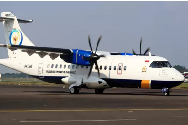 Jakarta, Obor Rakyat – Sebuah pesawat ATR 42-500 yang dioperasikan oleh Indonesia Air Transport (IAT) dilaporkan hilang kontak saat melintasi wilayah Kabupaten Maros, Sulawesi Selatan, Sabtu (17/1/2026).
