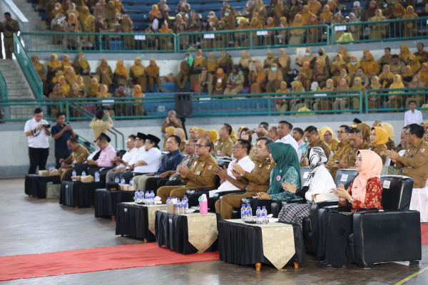 Jember, Obor Rakyat – Pemerintah Kabupaten (Pemkab) Jember resmi memulai langkah besar dalam memerangi stunting serta Angka Kematian Ibu dan Bayi (AKI-AKB).
