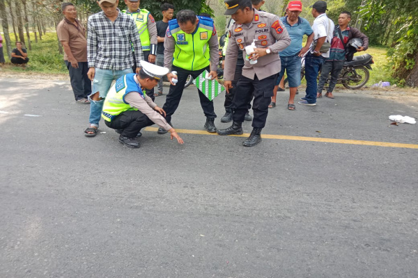 Simalungun, Obor Rakyat – Kesigapan jajaran Polres Simalungun kembali terlihat dalam penanganan kecelakaan lalu lintas maut yang terjadi di Kecamatan Tapian Dolok, Kabupaten Simalungun.