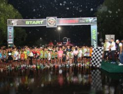 Kapolres Bondowoso Dukung Infantry Night Run 2026, Ribuan Pelari Tetap Berjuang di Tengah Hujan