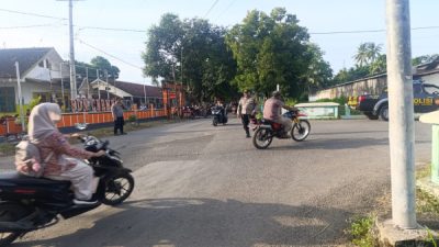 Patroli Gatur Lalin Polsek Cermee Bondowoso, Ciptakan Lalu Lintas Aman dan Tertib Setiap Pagi