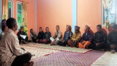 Reses di Desa Longko, Rudi Rudolof Beno Siap Kawal Perbaikan Jalan dan Irigasi Wae Mangko